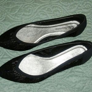 Black flats